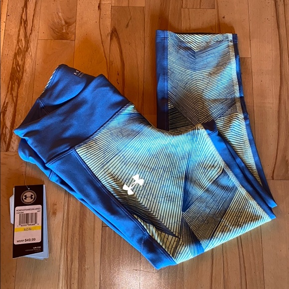 Under Armour Pants - NEW- UNDER ARMOUR CAPRI